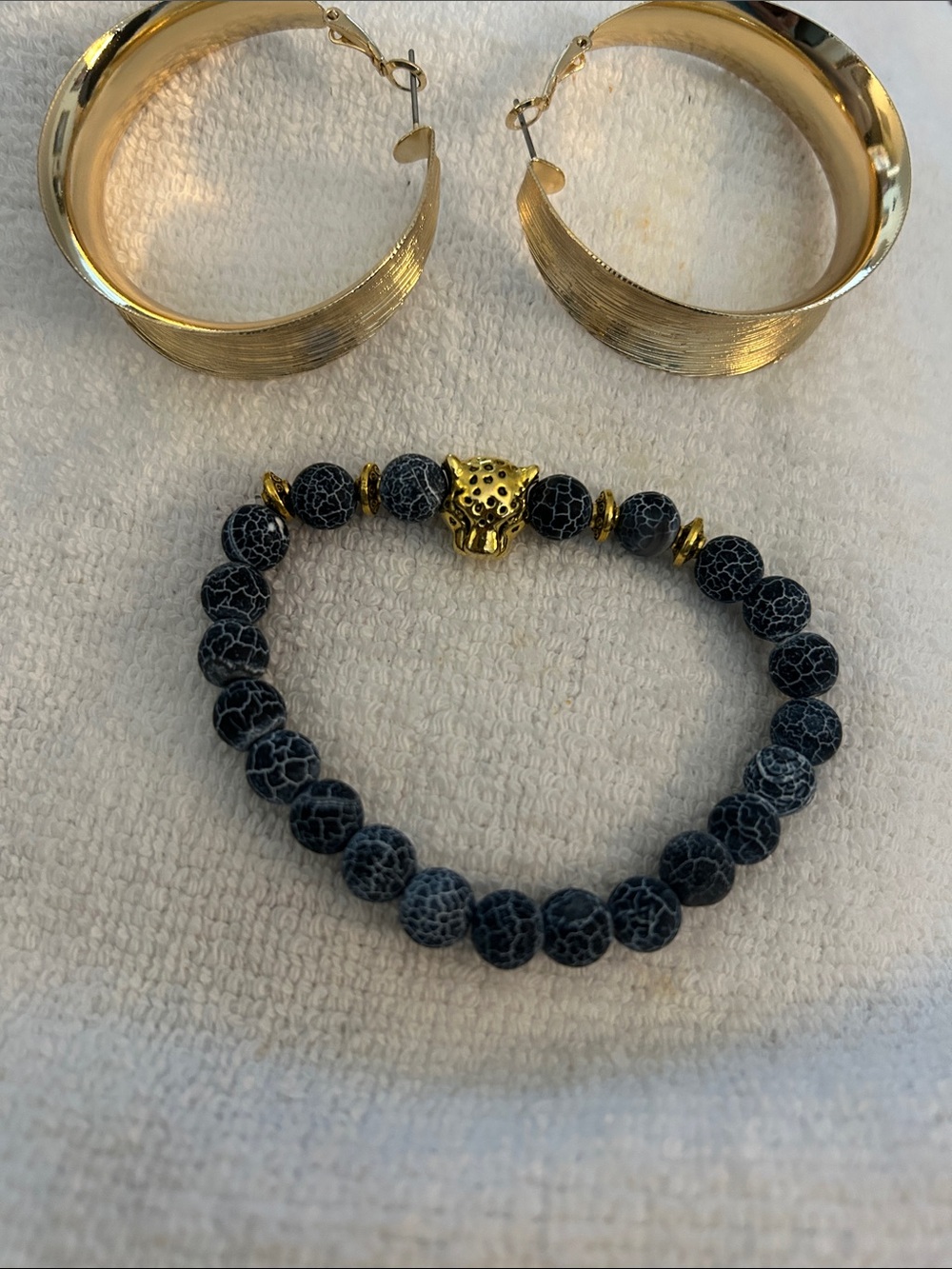 Gold Leopard Head Black Crackle Bead Stretch Bracelet - Women Jewelry